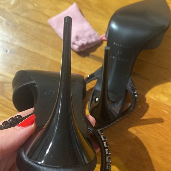 New without tag Black satin Jessica Rich heels - Picture 4 of 6